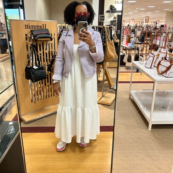 Meet your Posher, Deshawn - Picture 3 of 6